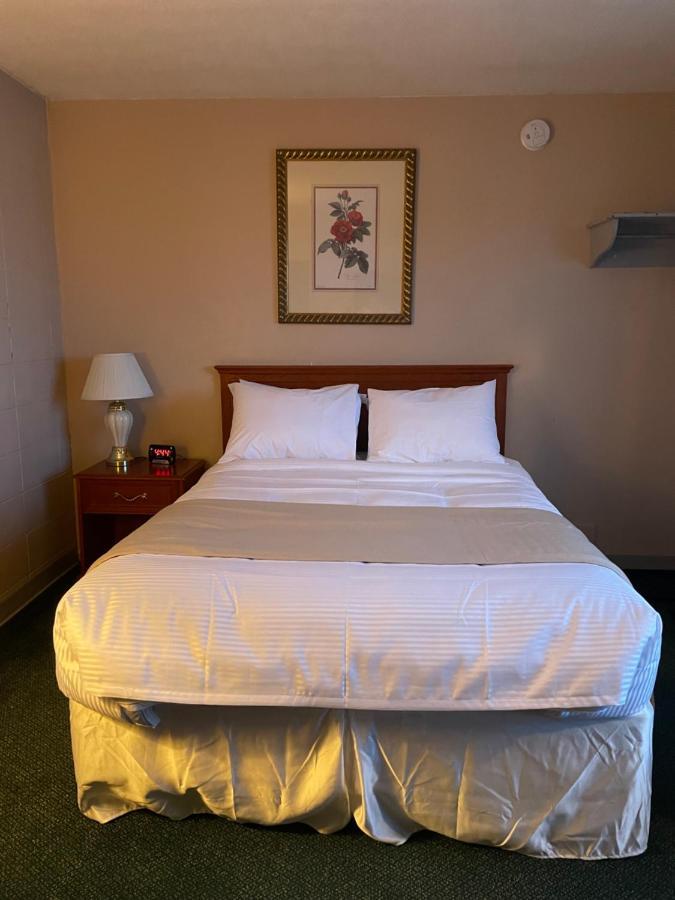 Matador Motel Drayton Valley 外观 照片